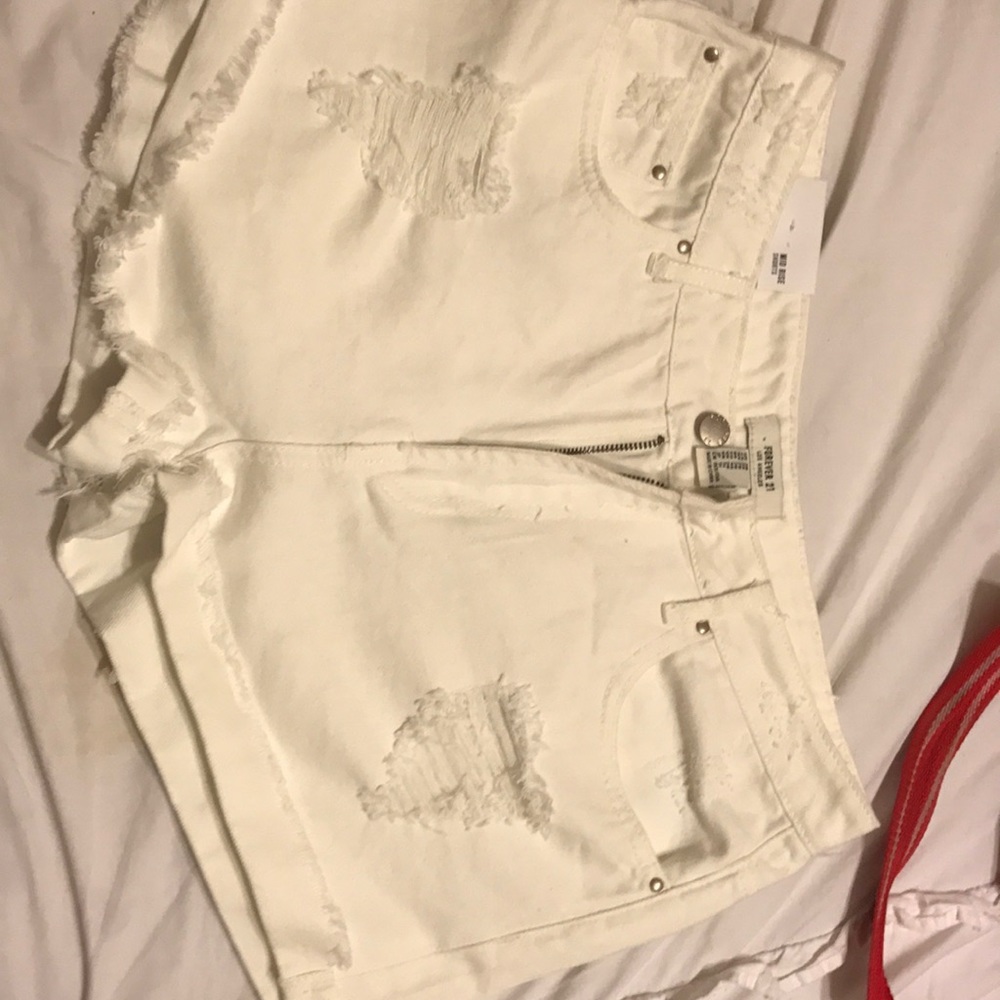 Forever 21 white high waisted shorts size 28
